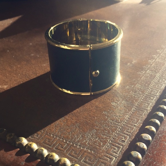House of Harlow leather cuff - Picture 1 of 4